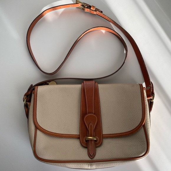 Dooney & Bourke Handbags - Dooney & Bourke > Vintage Purse